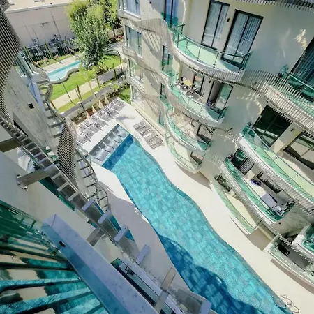 Qoople Legend B - Premium Steps From The Sea ألانيا