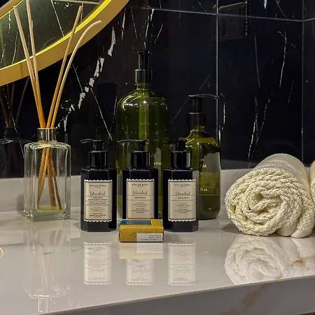 Qoople Legend B - Premium Steps From The Sea 公寓 *