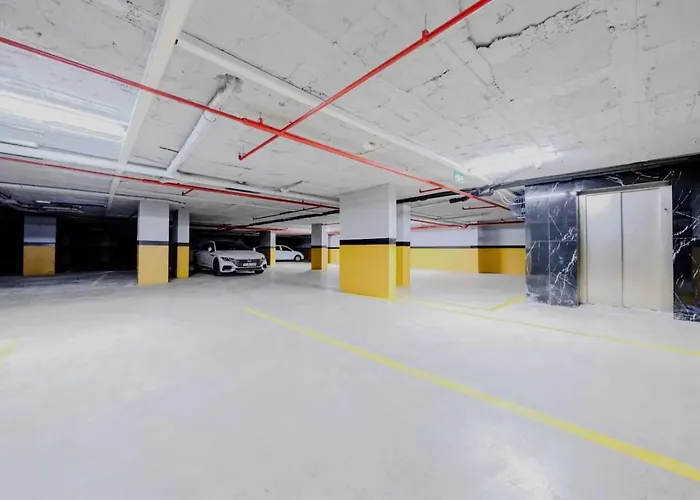 Qoople Legend B - Premium Steps From The Sea