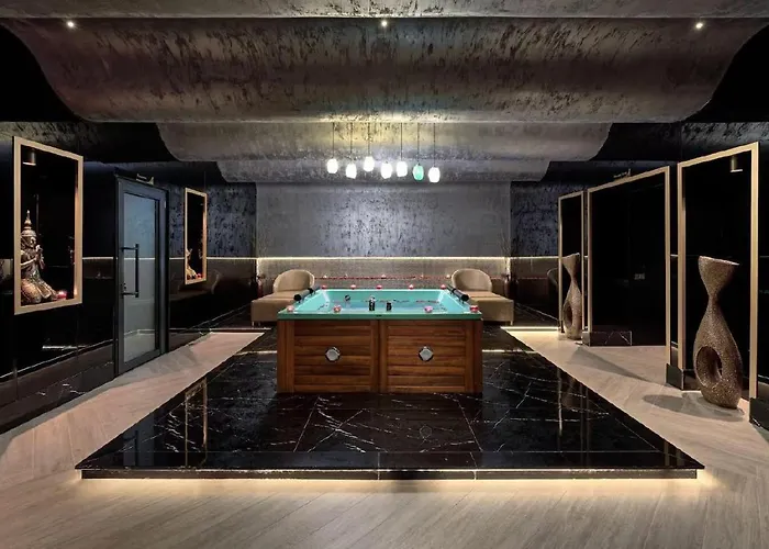 公寓 Qoople Legend B - Premium Steps From The Sea 阿拉尼亚