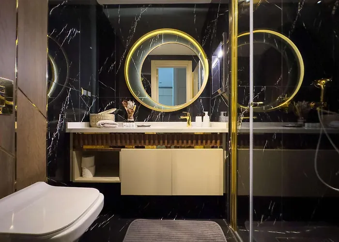 Qoople Legend B - Premium Steps From The Sea *