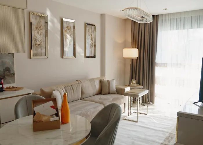 Qoople Legend B - Premium Steps From The Sea 阿拉尼亚