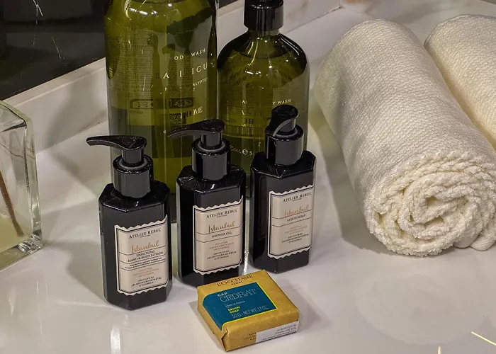 Qoople Legend B - Premium Steps From The Sea 公寓 *