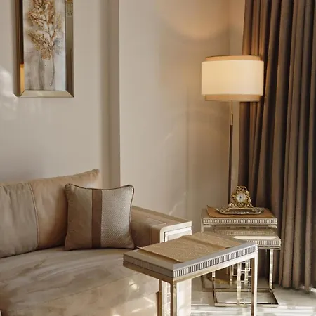 Qoople Legend B - Premium Steps From The Sea Lägenhet *